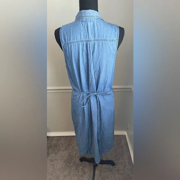 Old Navy Blue Jean Denim Sleeveless Wrap Dress Size Grand Tall - Picture 6 of 8
